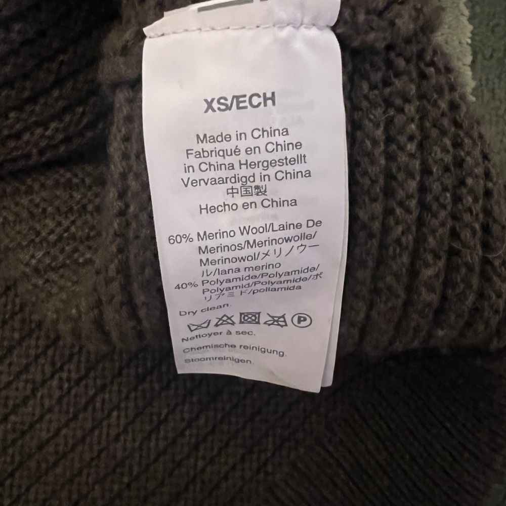 Madewell Olive Green Ribbed V-Neck Button Cardigan - Picture 5 of 5